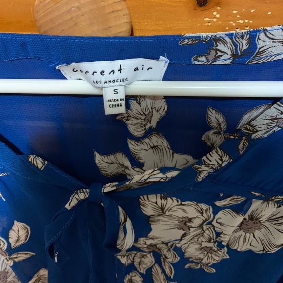 Blouse - Picture 2 of 4